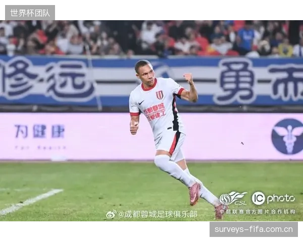 成都蓉城统治半程联赛，约翰·阿洛伊西打造的攻防体系效率领跑中超。